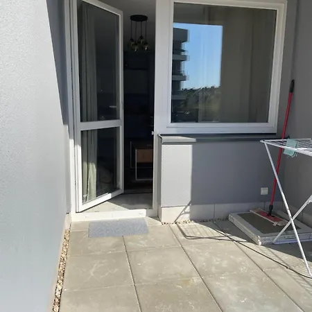 Apartment Z Tarasem I Udogodnieniami *